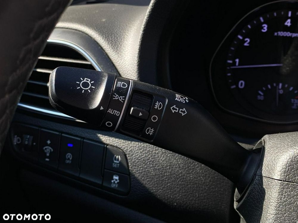 Hyundai i30 1.5 DPI Modern - 17