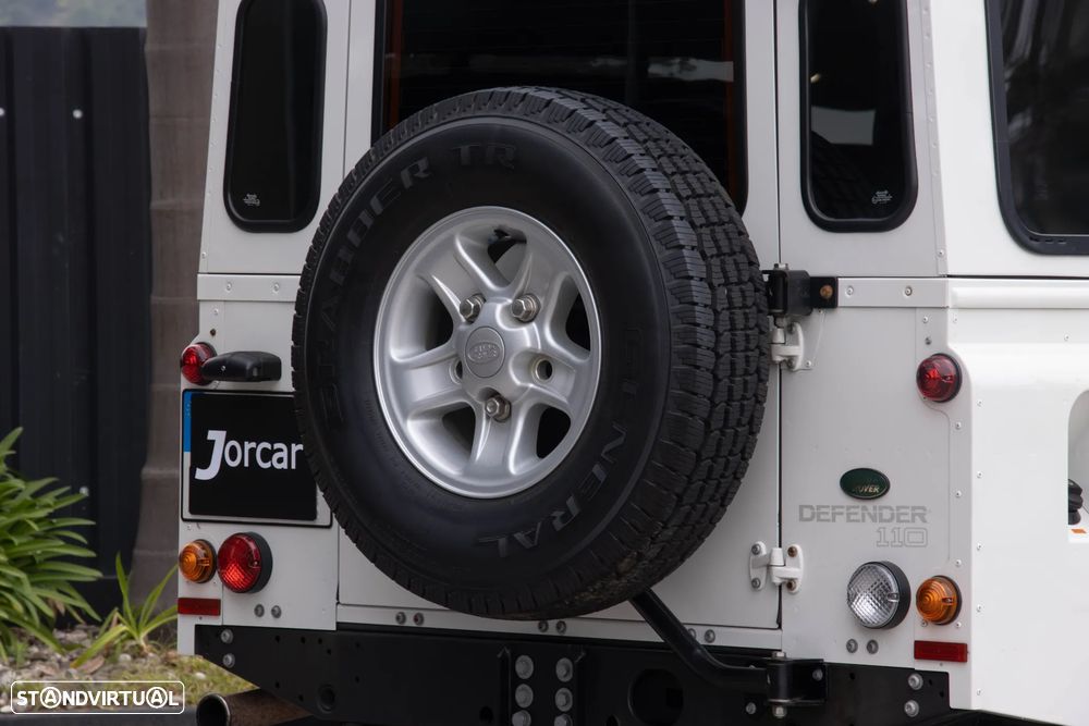 Land Rover Defender 110 2.5 Td5 E - 19
