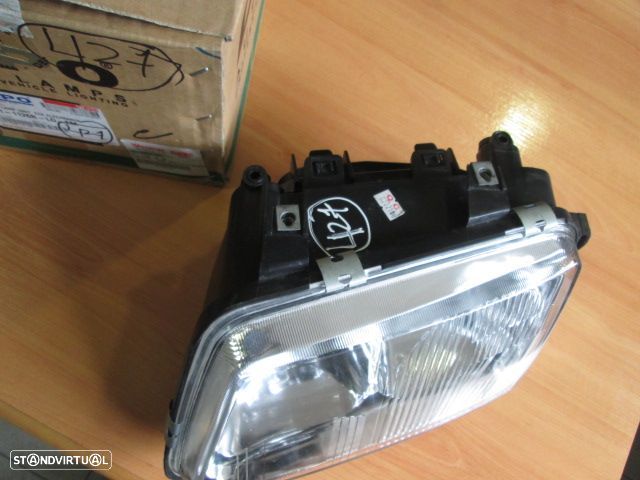 Farol 10102041001 AUDI A3 1997 ESQ H7+H1 DEPO - 2