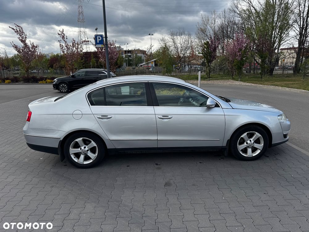 Volkswagen Passat 1.8 TSI Comfortline - 7