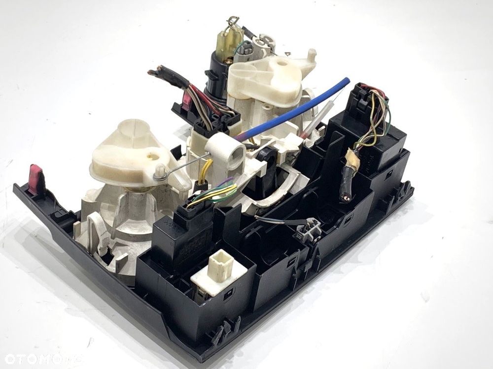 PANEL STEROWANIA NAWIEWU  TOYOTA COROLLA Verso (_E12_) 2001 - 2007 2.0 D-4D (CDE120_) 66 kW [90 KM] - 3