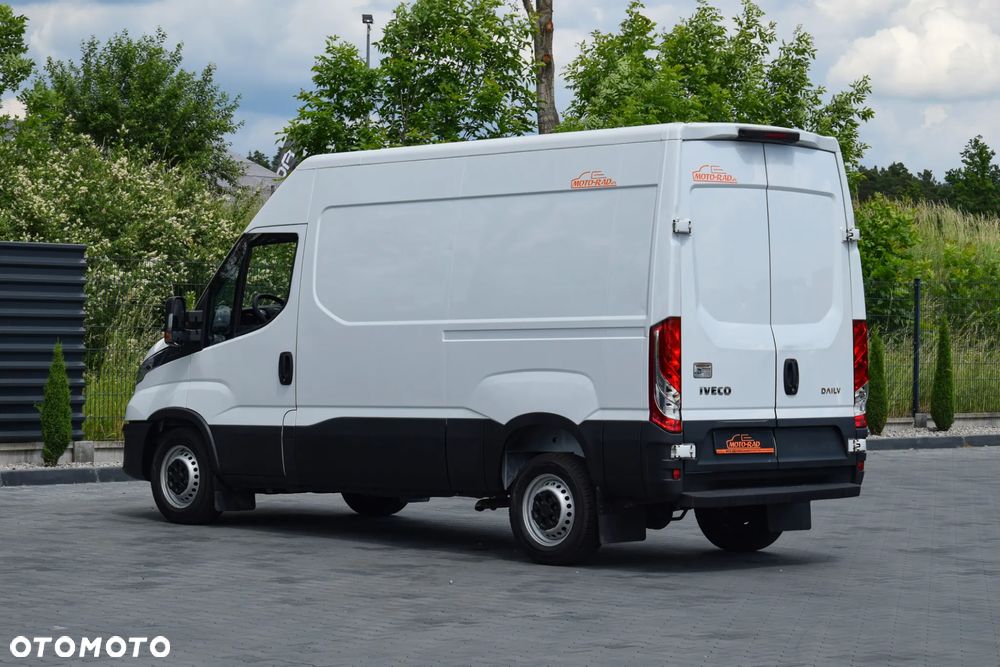 Iveco DAILY 35S12 / 2.3 - 120 KM / DOSTAWCZE / BLASZAK / KLIMA / TEMPOMAT / KLIMA / TRYB CITY / SERWISOWANY / SPROWADZONY Z NIEMIEC - 7