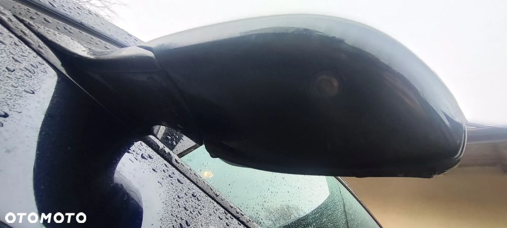 BMW Seria 5 528i Sport-Aut - 23