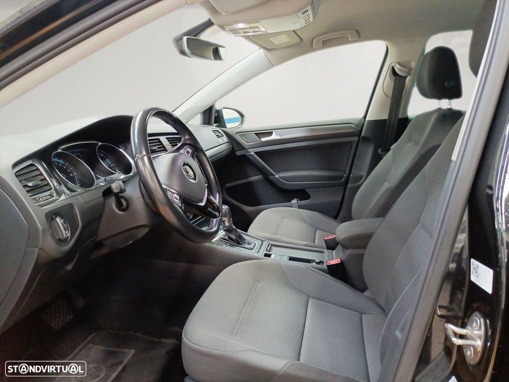 VW e-Golf AC/DC - 7