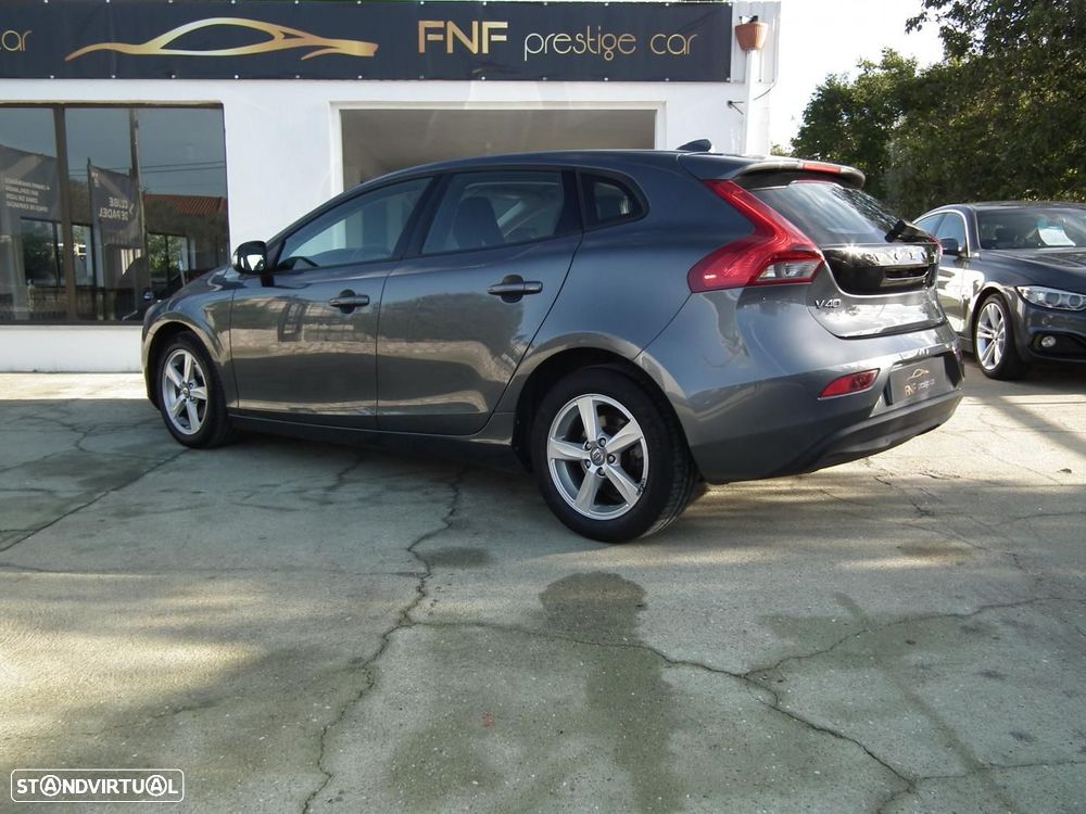 Volvo V40 1.6 D2 Kinetic - 7