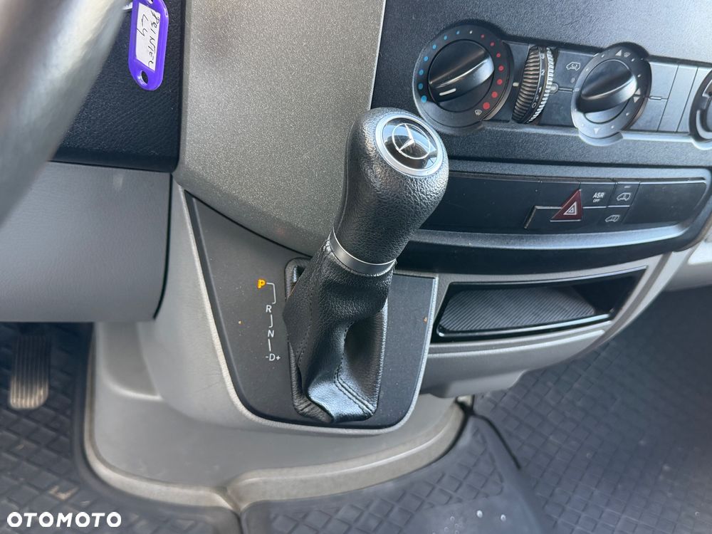 Mercedes-Benz Sprinter 319 L4H3 | 241.000km - 34