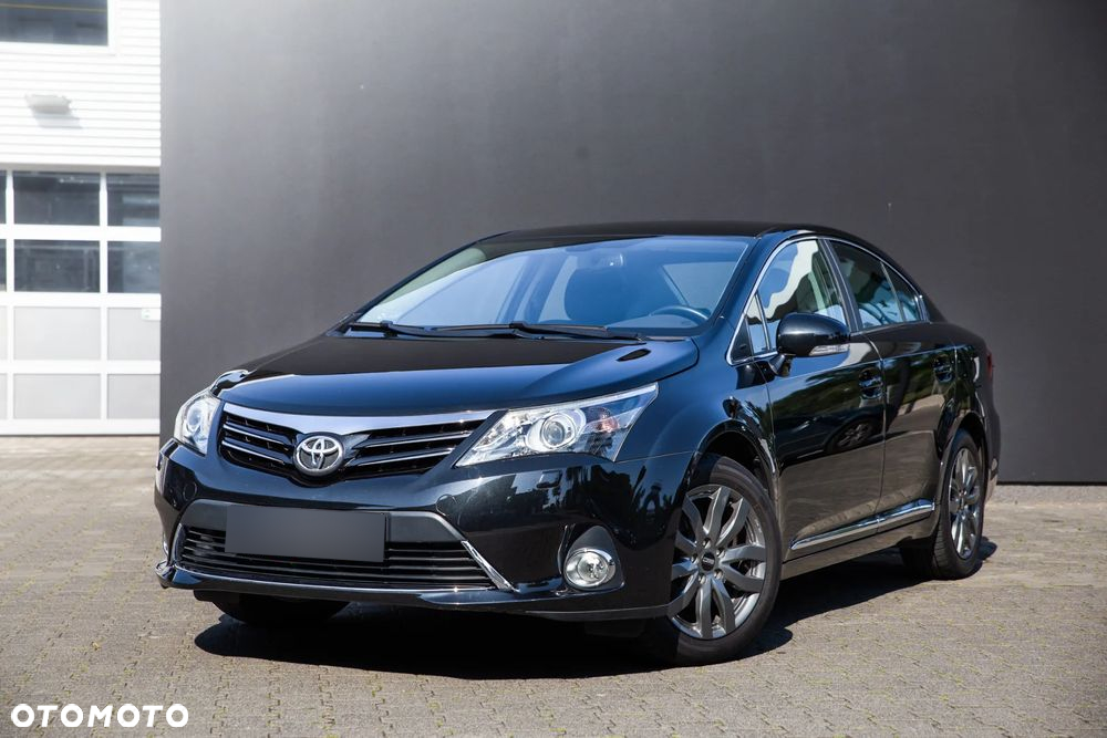 Toyota Avensis 1.6 Premium - 2