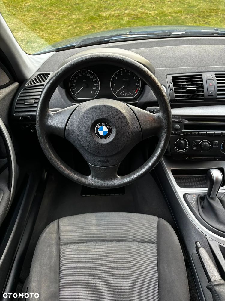 BMW Seria 1 118i - 12