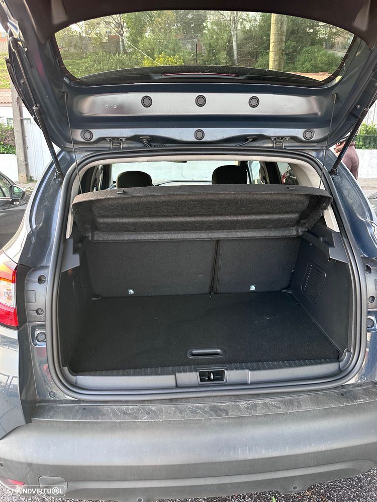 Renault Captur (ENERGY) TCe 90 LIFE - 2