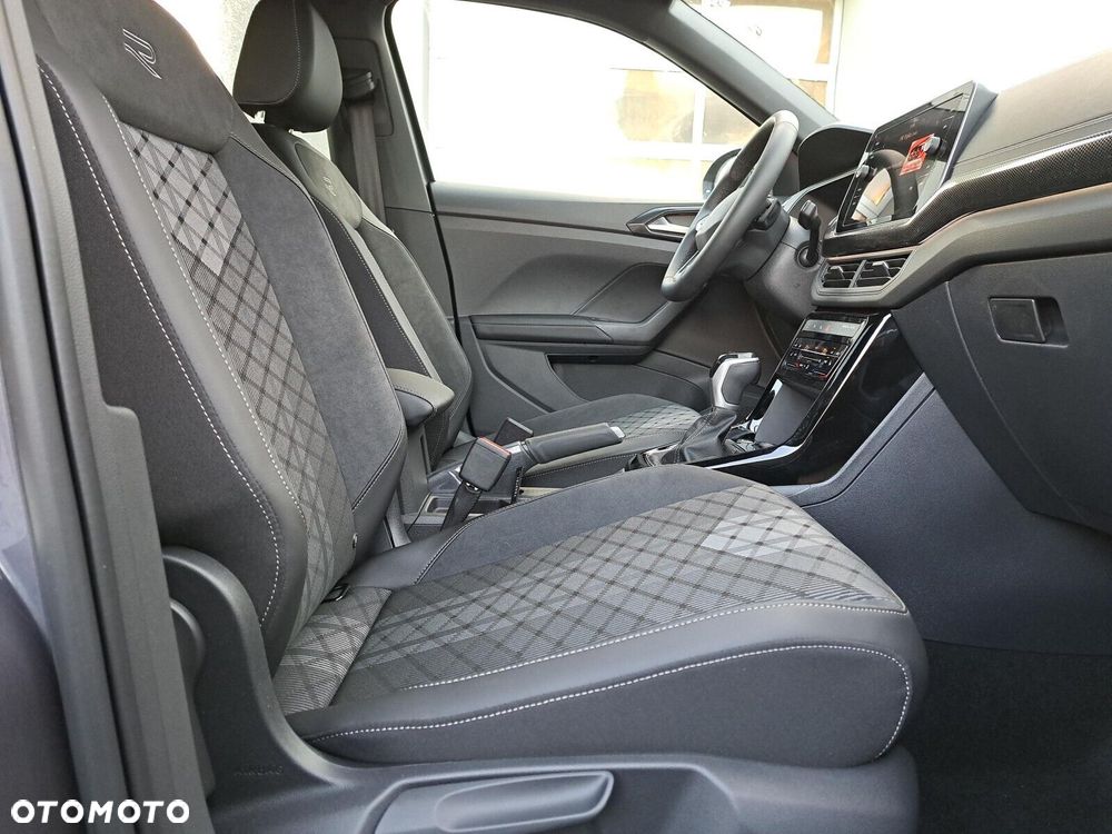 Volkswagen T-Cross - 22