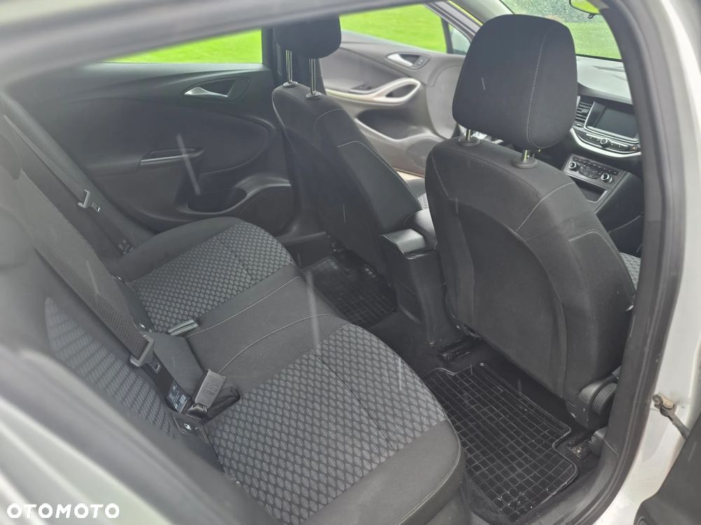 Opel Astra 1.2 T Elegance S&S - 13