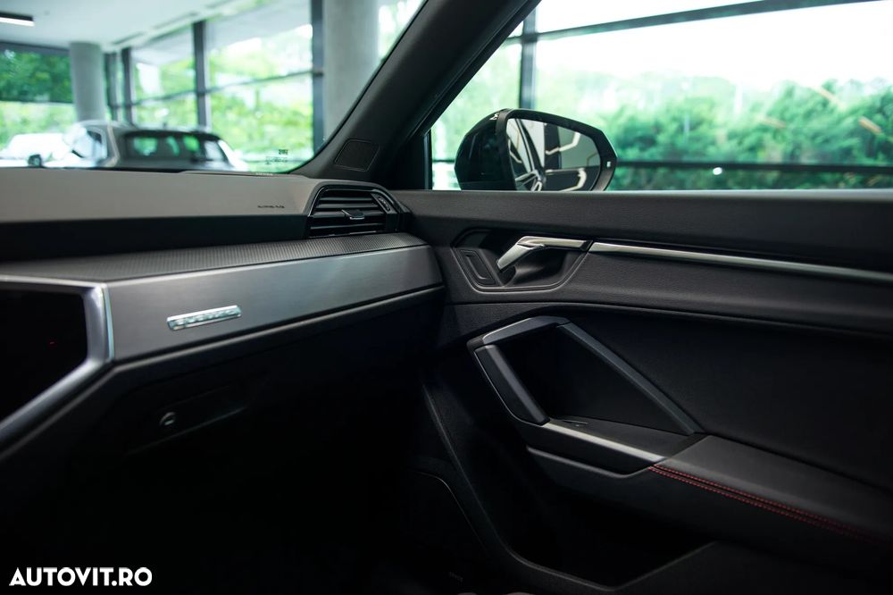 Audi Q3 Sportback 2.0 40 TDI quattro S tronic S Line - 33