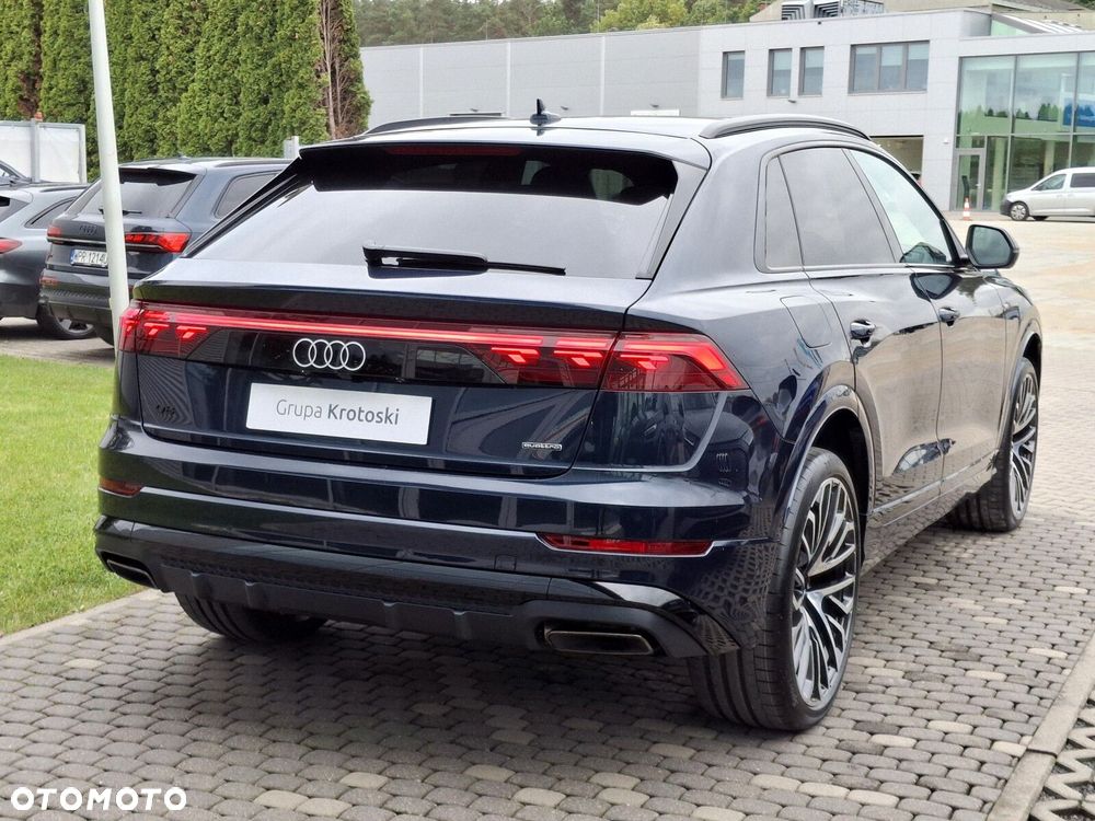 Audi Q8 - 6