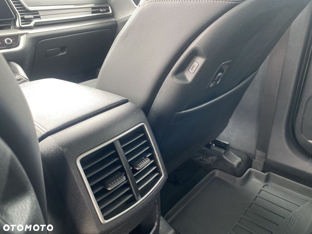 Kia Sportage - 13