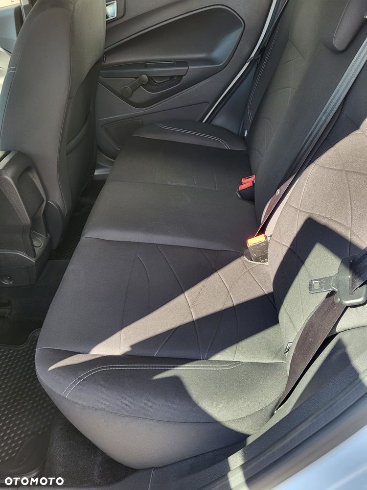 Ford Fiesta 1.4 Trend - 16