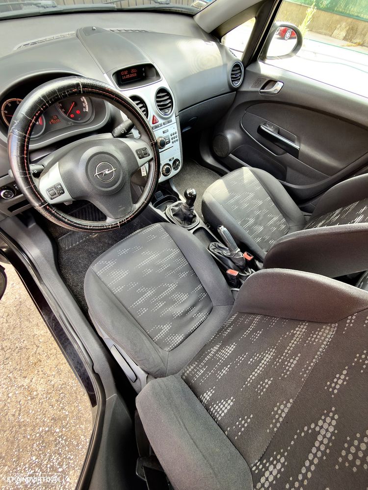 Opel Corsa 1.3 CDTi Enjoy - 8