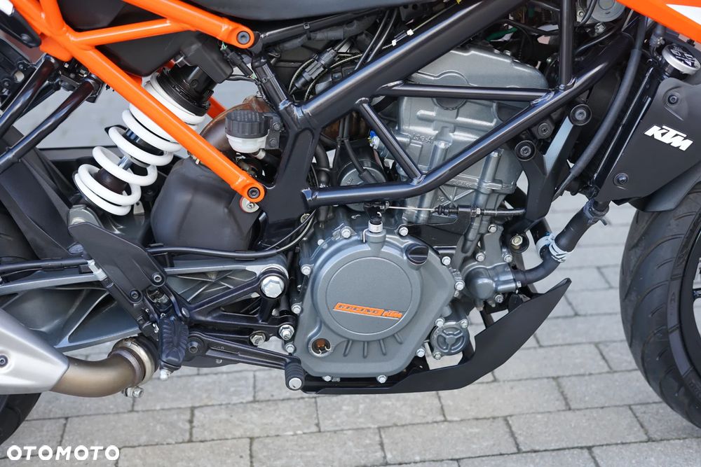 KTM Duke 125 - 11
