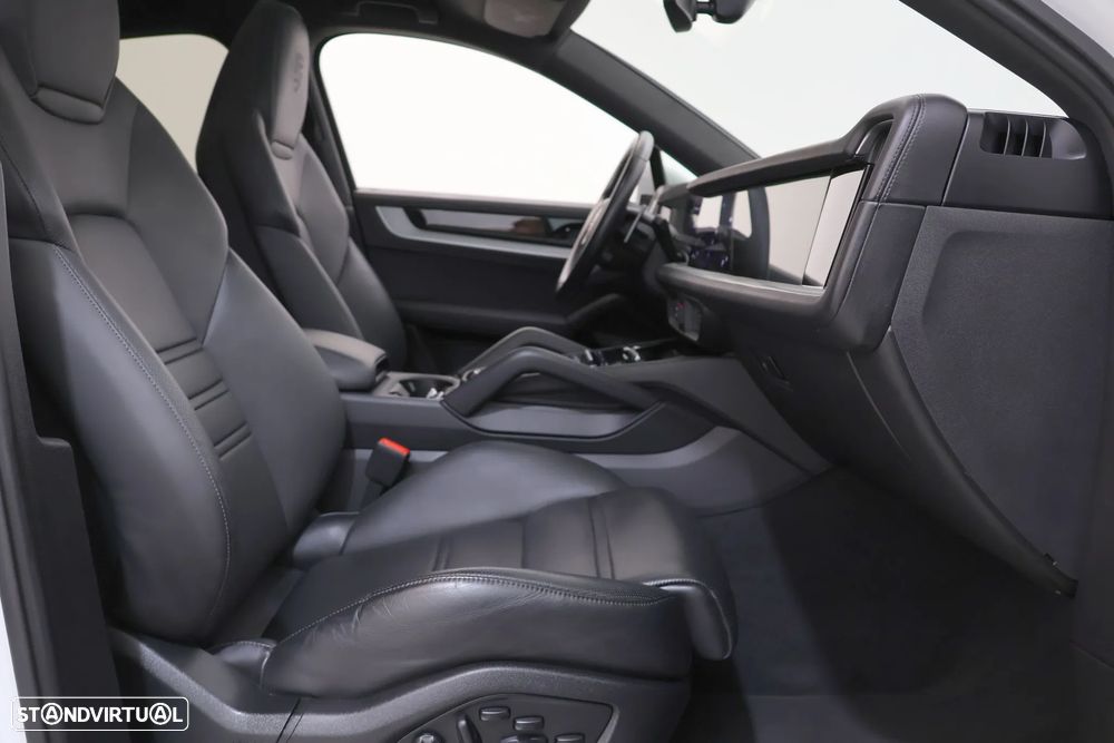 Porsche Cayenne Coupé - 8