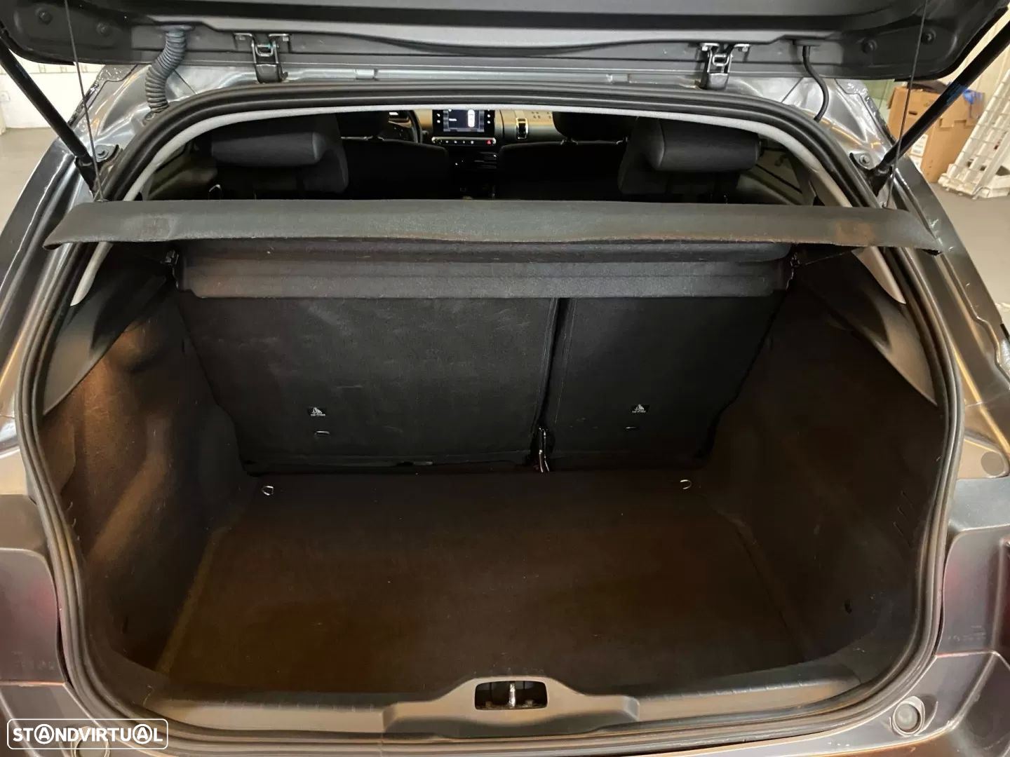 Citroën C4 Cactus 1.2 PureTech Shine Pack - 19