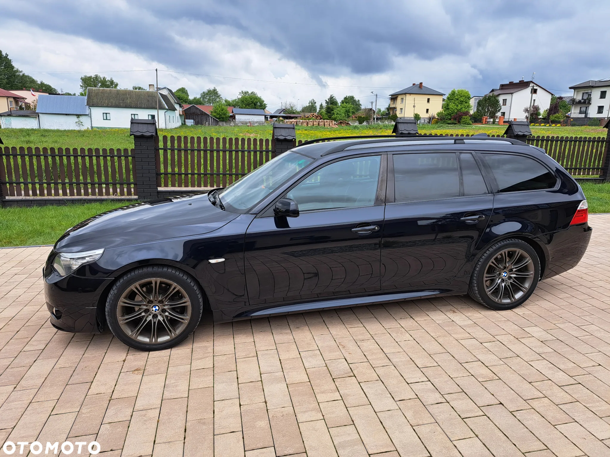 BMW Seria 5 525d Touring Sport-Aut - 4