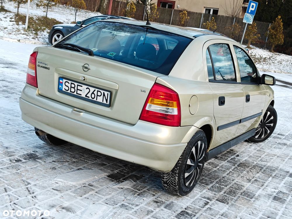 Opel Astra 1.4 Comfort / Cool - 3