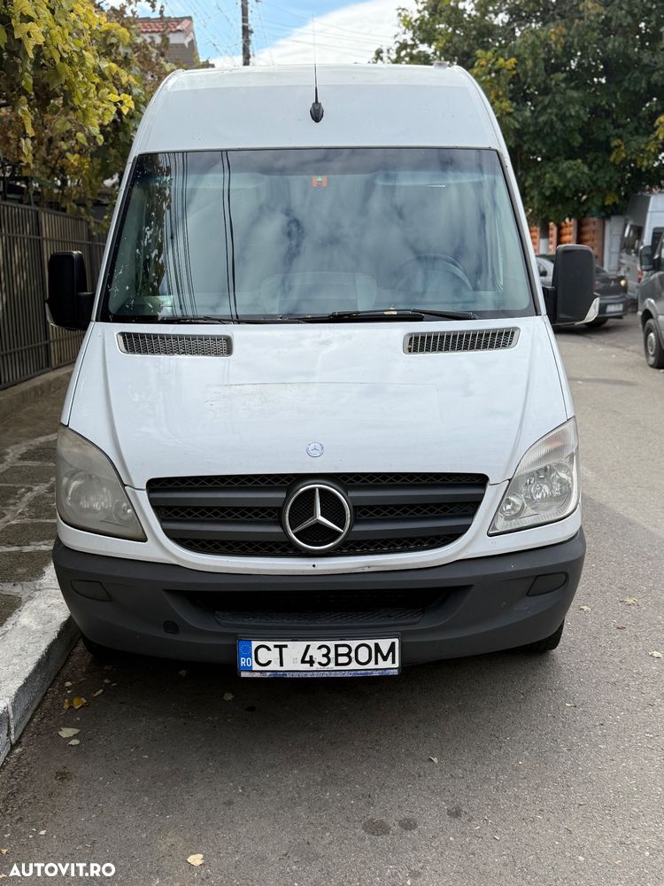 Mercedes-Benz Sprinter - 1