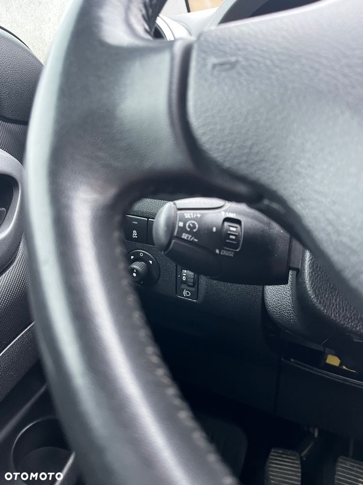 Citroën Berlingo Multispace BlueHDi 120 S&S SHINE - 21