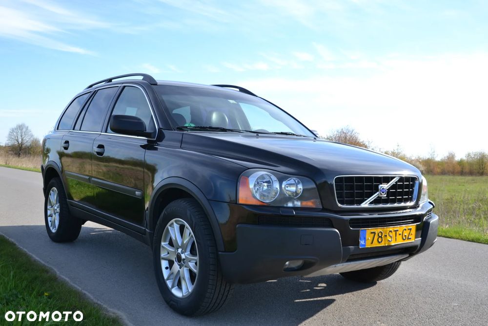 Volvo XC 90 2.5T Momentum - 9