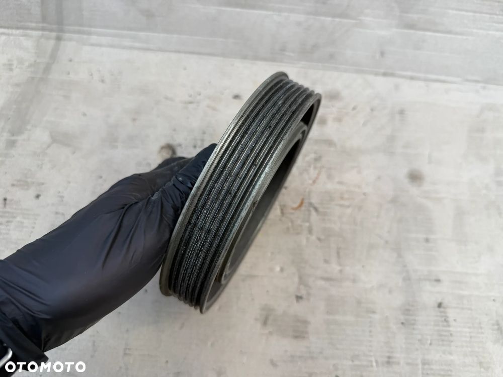 Koło pasowe wału 9681640880 2.0 TDCI UFMA D4204T OE - 2