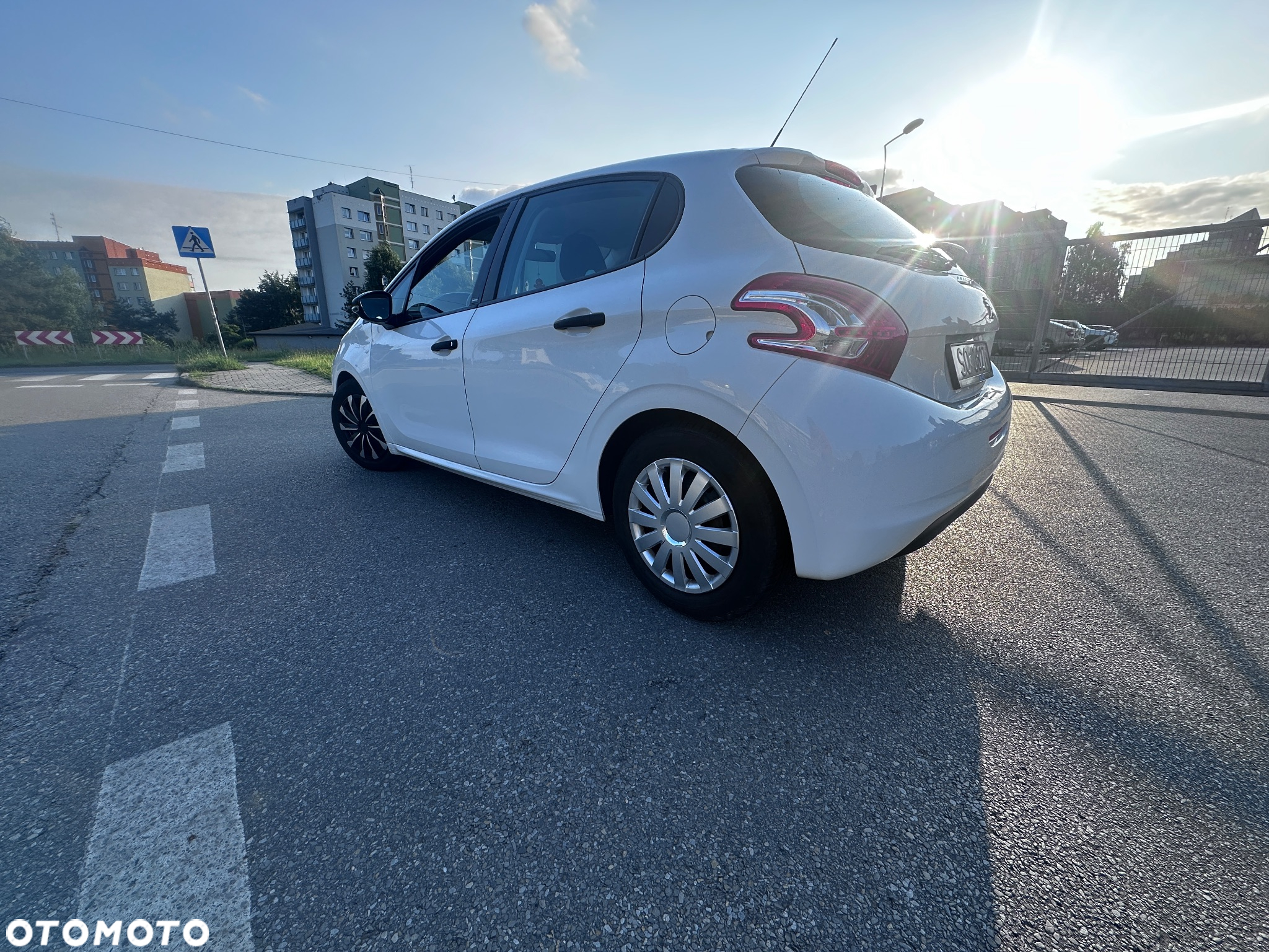 Peugeot 208 1.4 HDi Active Pack - 4