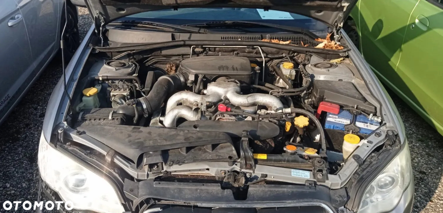 Subaru Legacy - 12