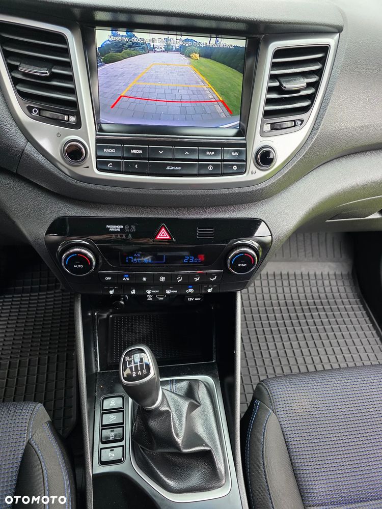 Hyundai Tucson blue 1.6 GDi 2WD Passion - 17