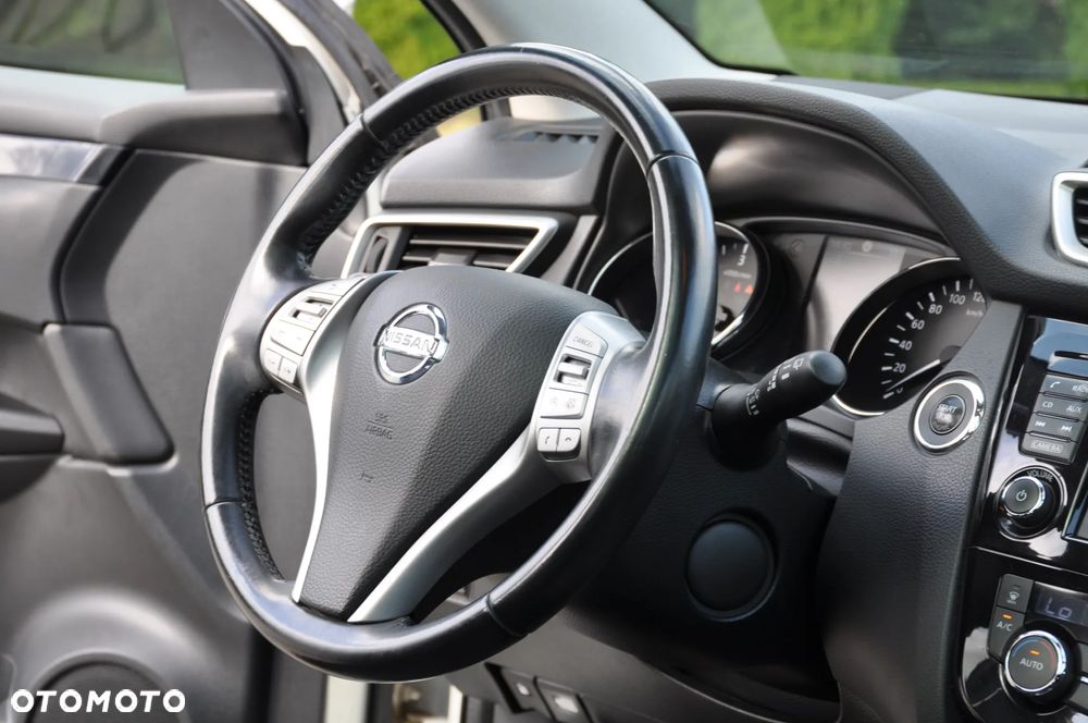 Nissan Qashqai 1.6 dCi TEKNA - 35