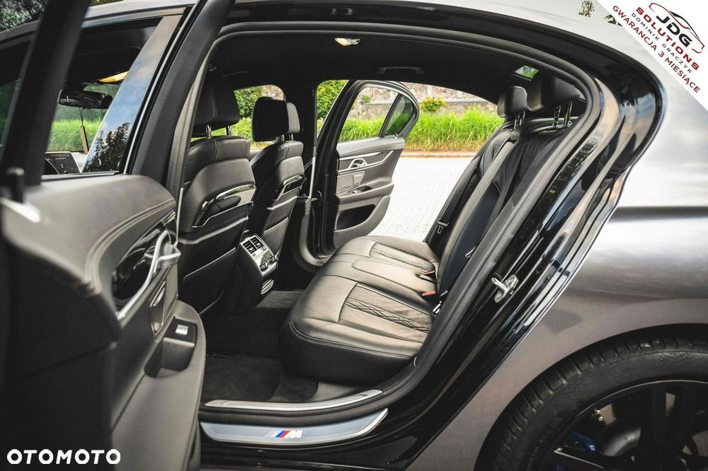 BMW Seria 7 750Ld xDrive - 29