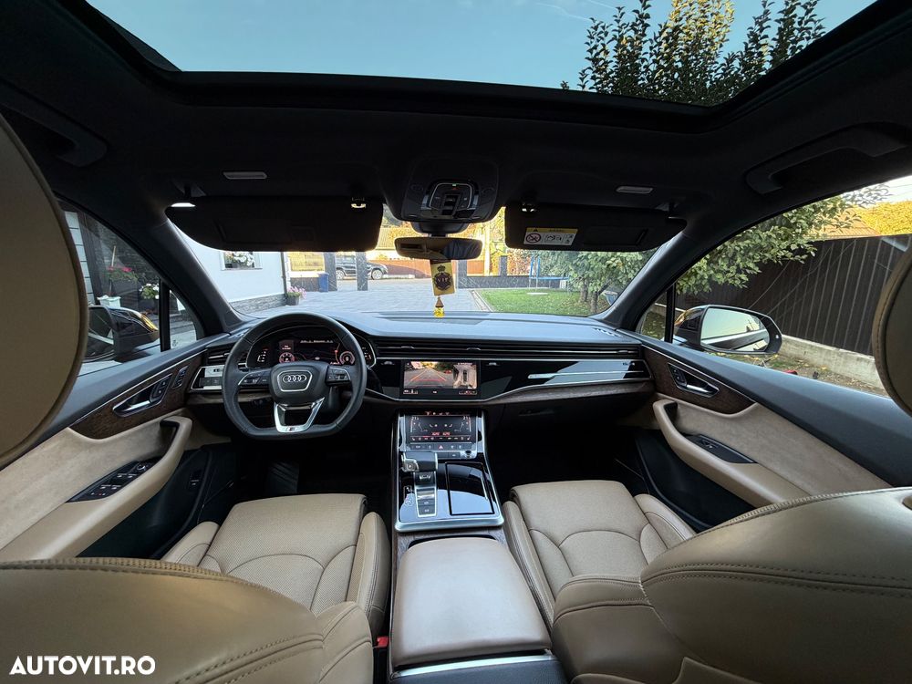Audi Q7 - 9