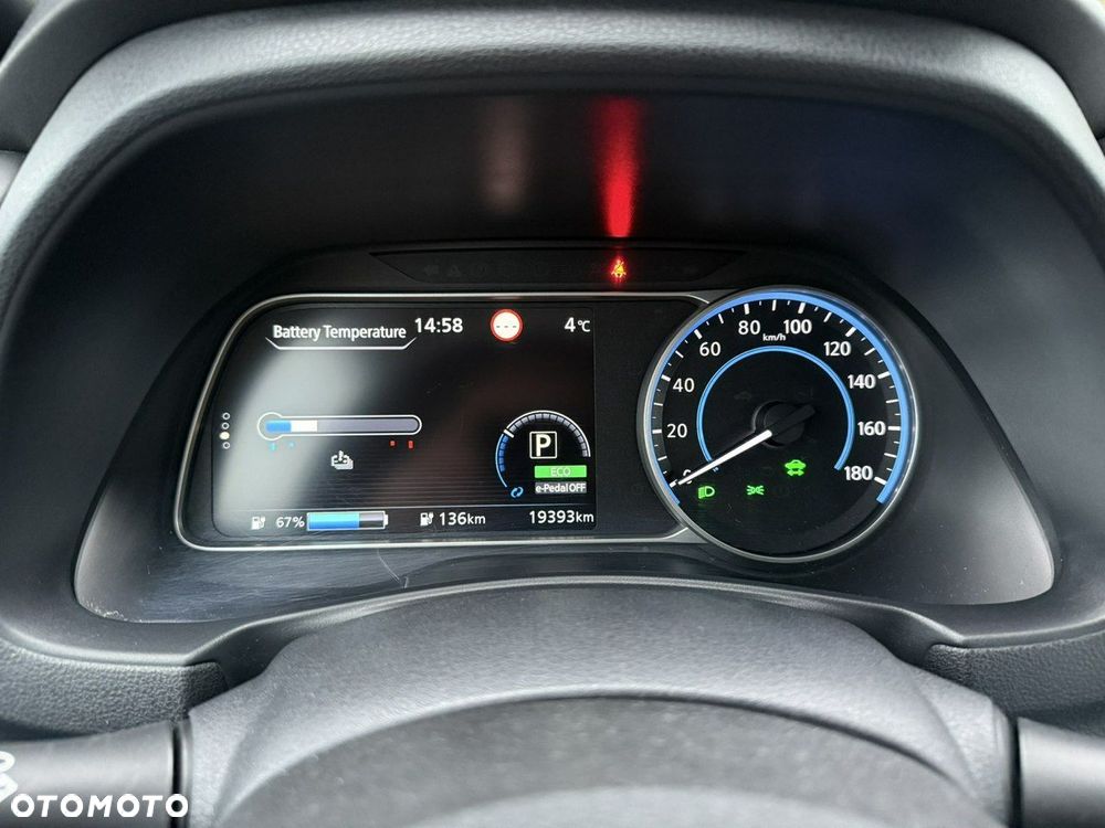 Nissan Leaf 40kWh Visia - 12