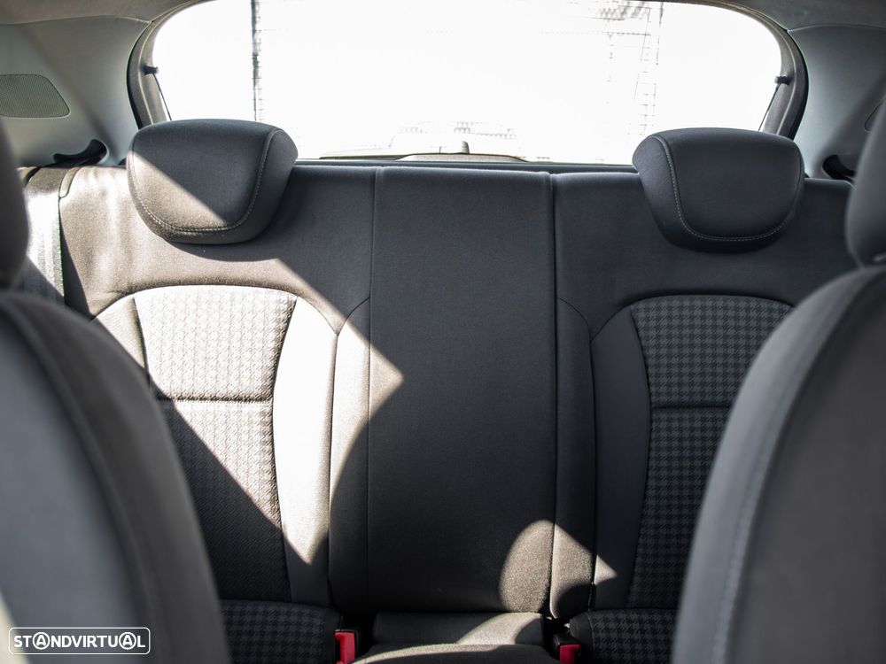 Audi A1 1.6 TDI S-line - 27