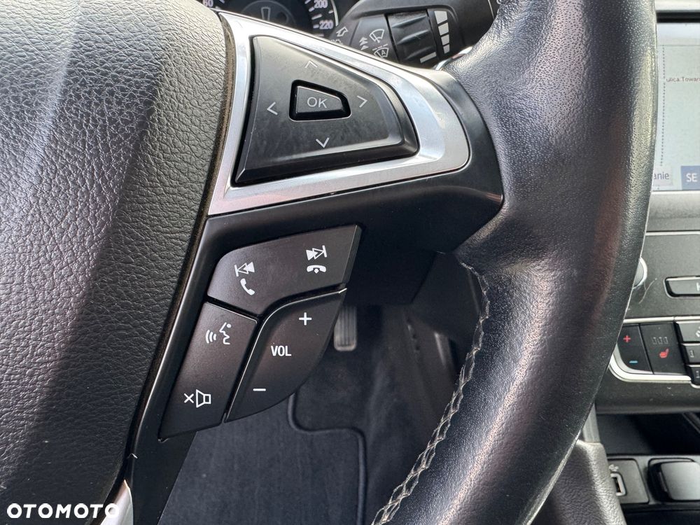 Ford Mondeo 2.0 EcoBlue Titanium - 23