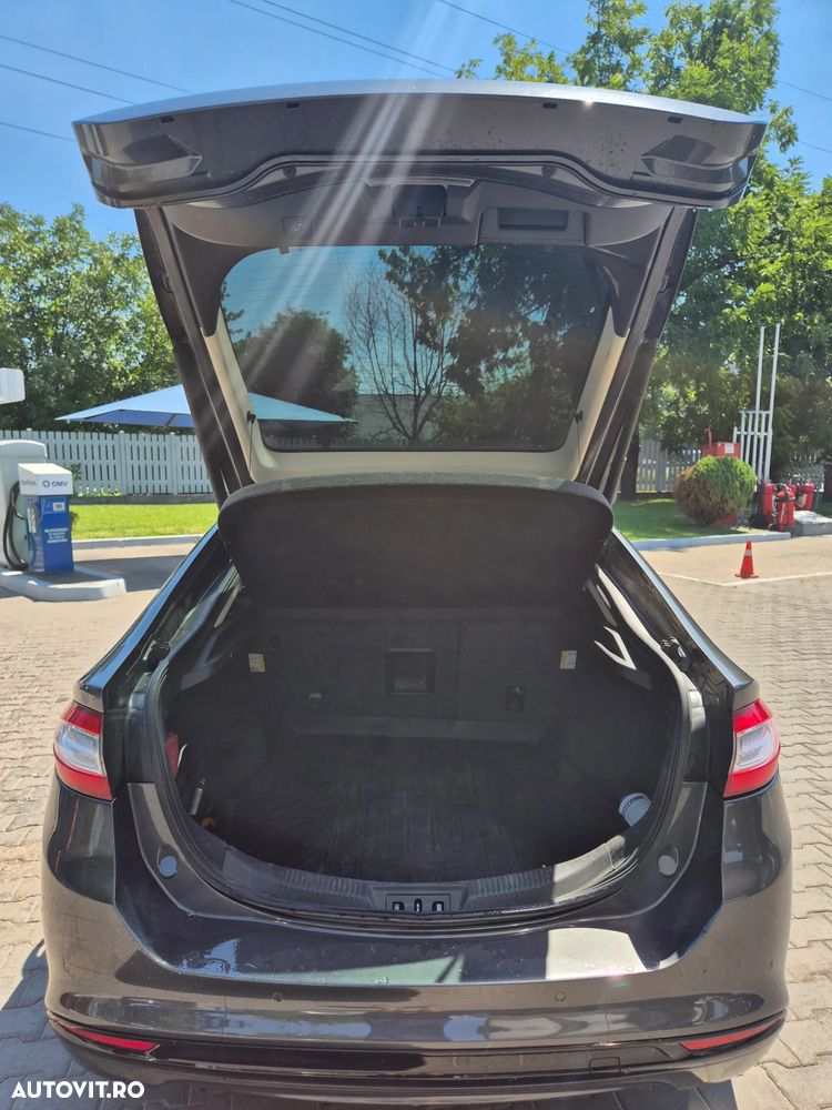 Ford Mondeo 2.0 TDCI PowerShift Titanium - 5