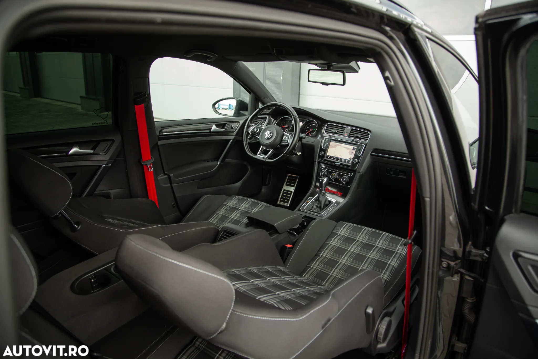 Volkswagen Golf - 19