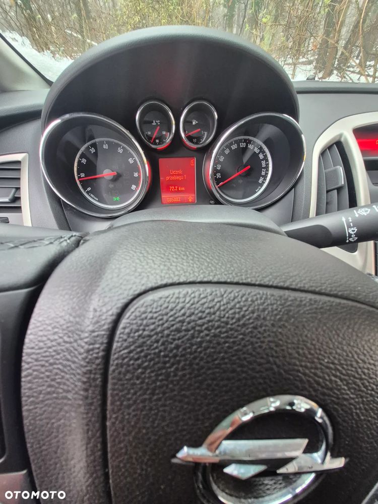 Opel Astra 1.6 Essentia - 4