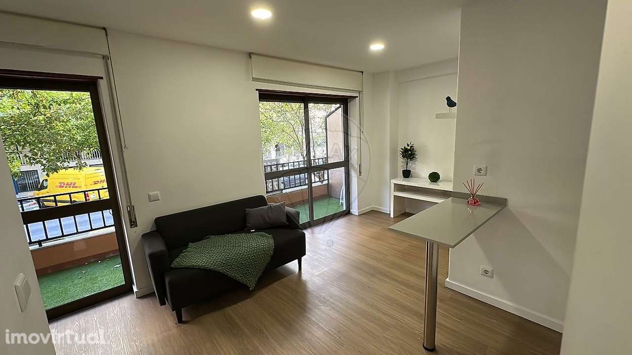 Estúdio T1 para venda - Grande imagem: 2/6