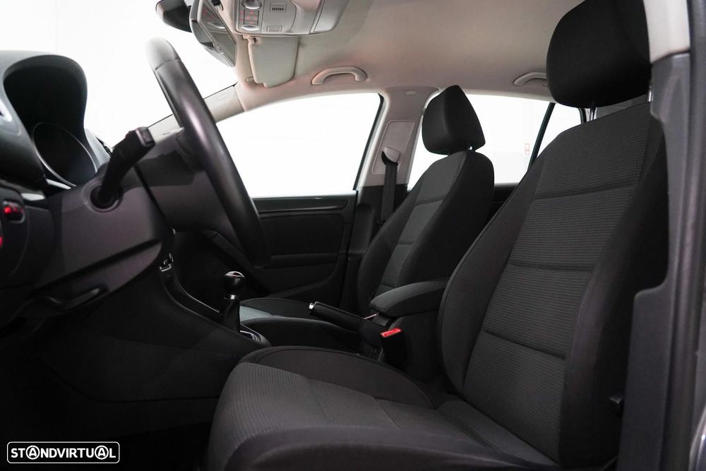 VW Golf 1.6 TDi Confortline - 7
