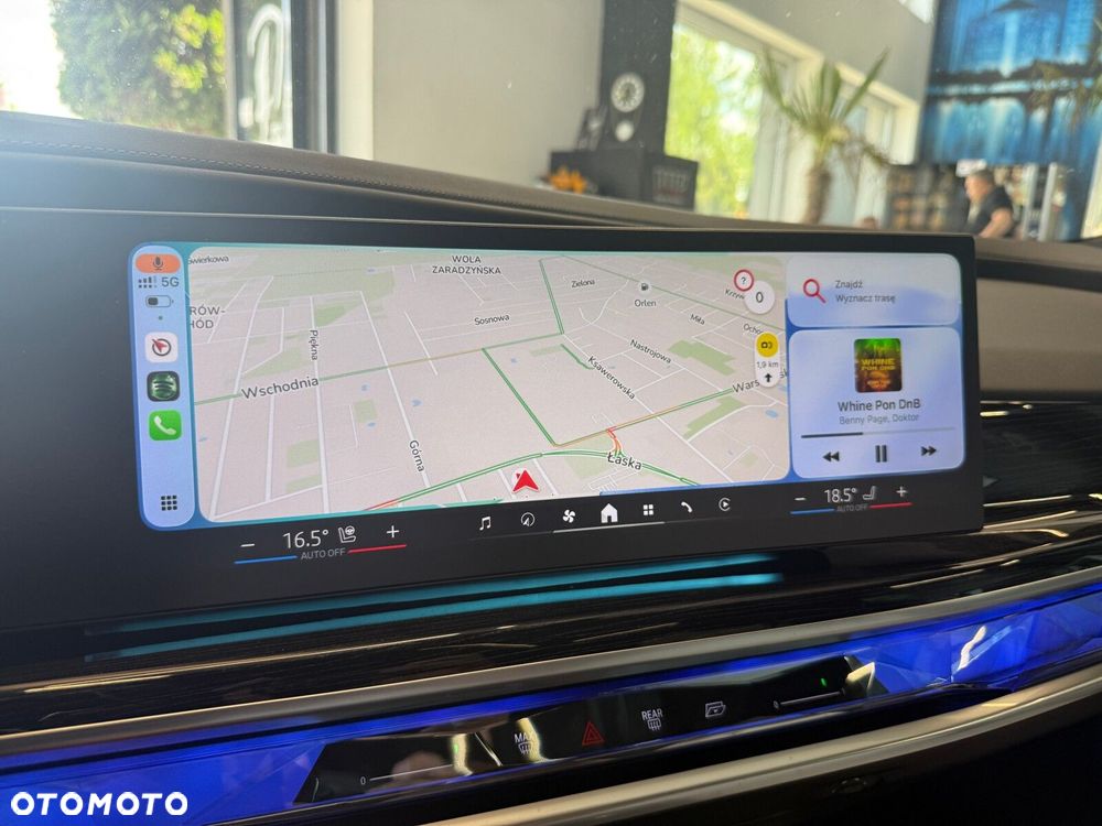 BMW Seria 7 - 39
