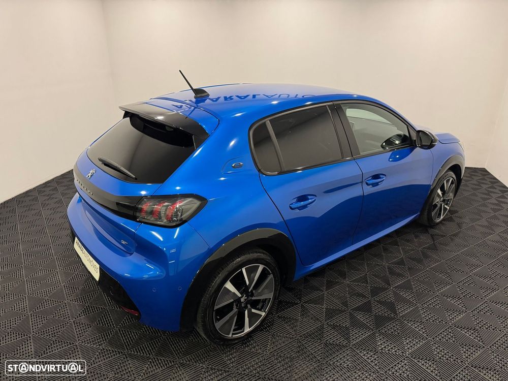 Peugeot e-208 50 kWh GT Line - 26