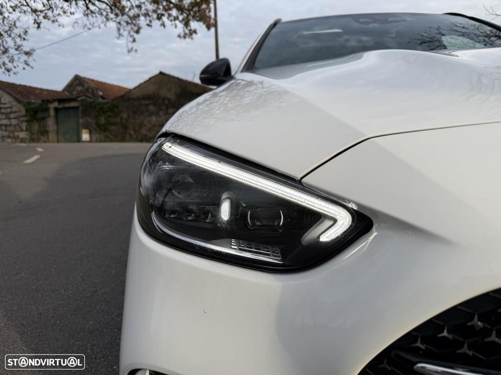 Mercedes-Benz C 300 e T 9G-TRONIC AMG Line - 13