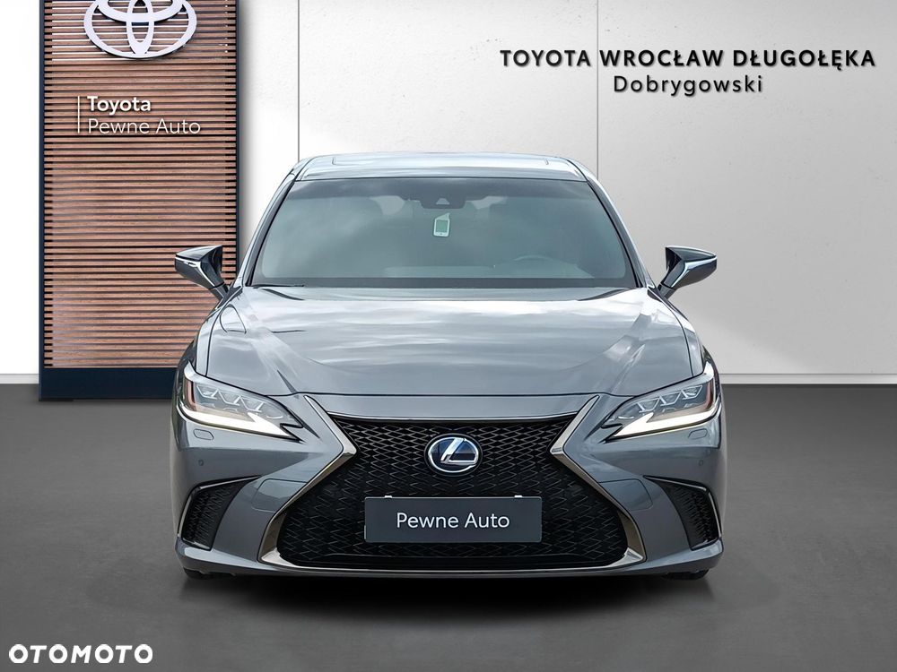 Lexus ES 300h F Sport - 9