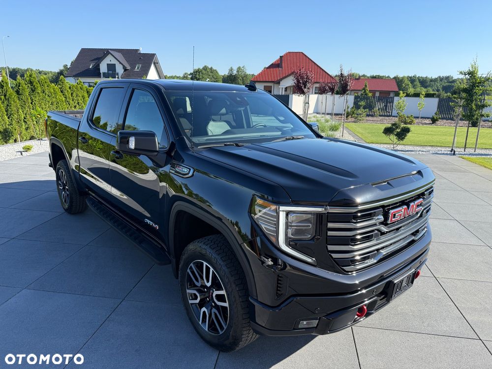 GMC Sierra - 8