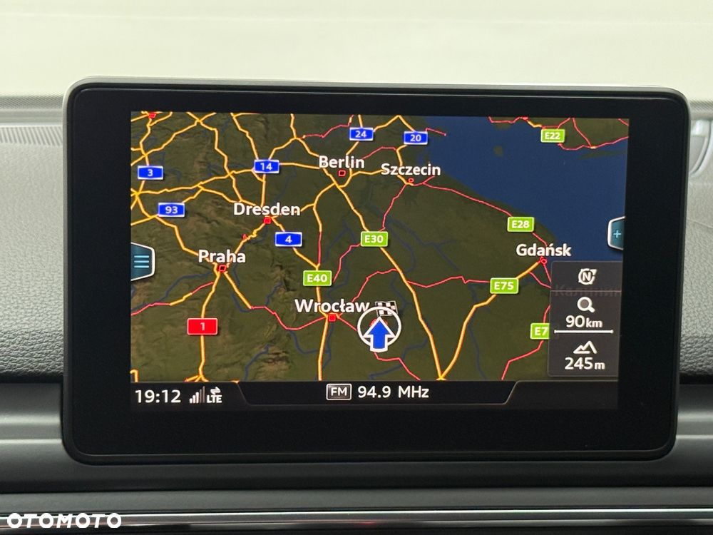 Audi A4 Avant 2.0 TDI ultra sport - 27