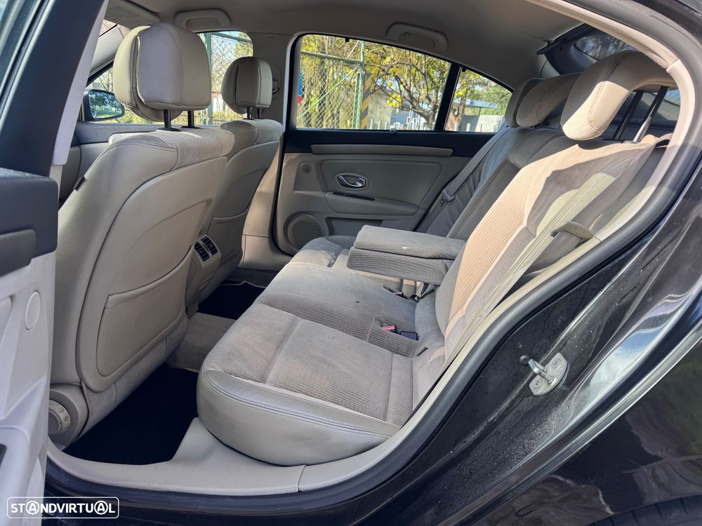 Renault Laguna 2.0 dCi Dynamique - 24